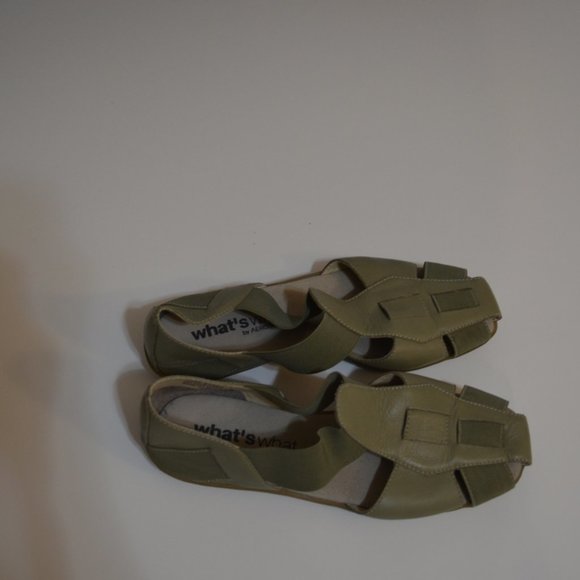 WHAT'S WHAT (R) byAerosoles Green Flat Leather Upper Balance Man Made 6 1/2 - Picture 1 of 6
